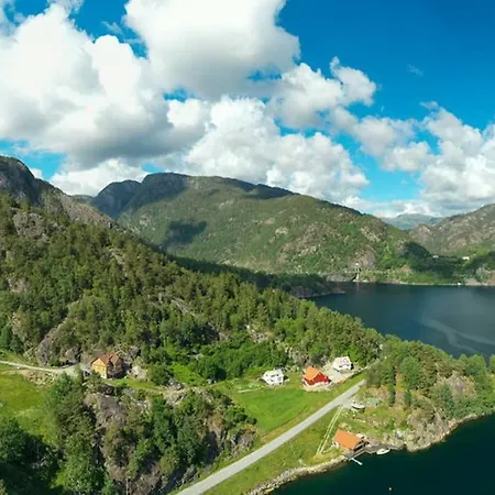 Hannahuset. Like Ved Fjell Og Fjord Ferienhaus